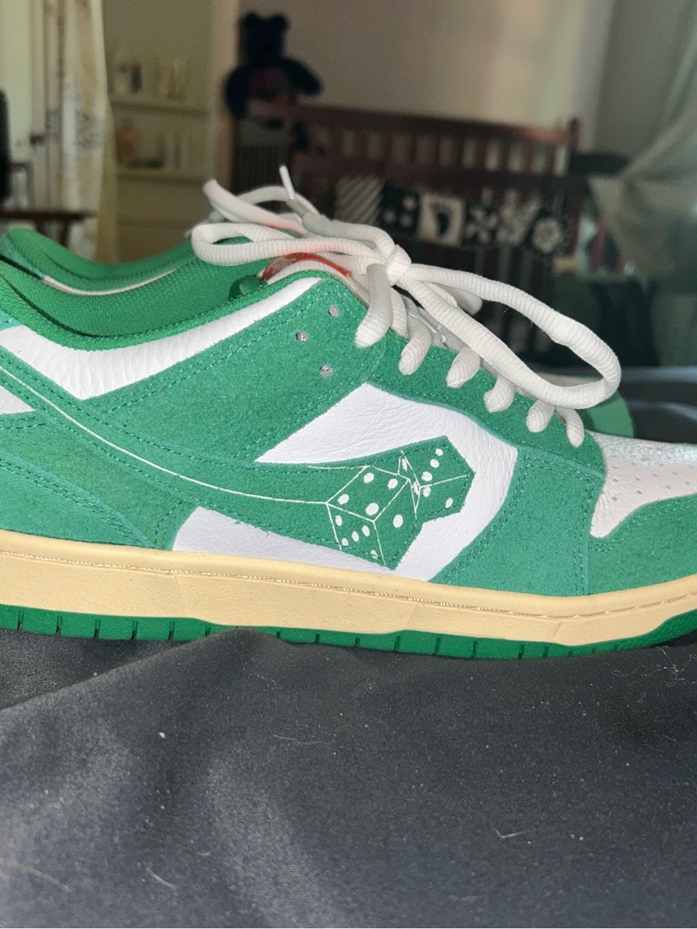 Donny Dybbuk Green & White Suede Low-Top Sneakers